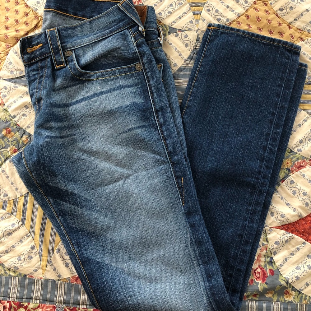 Great pair of True areligion Jeans.